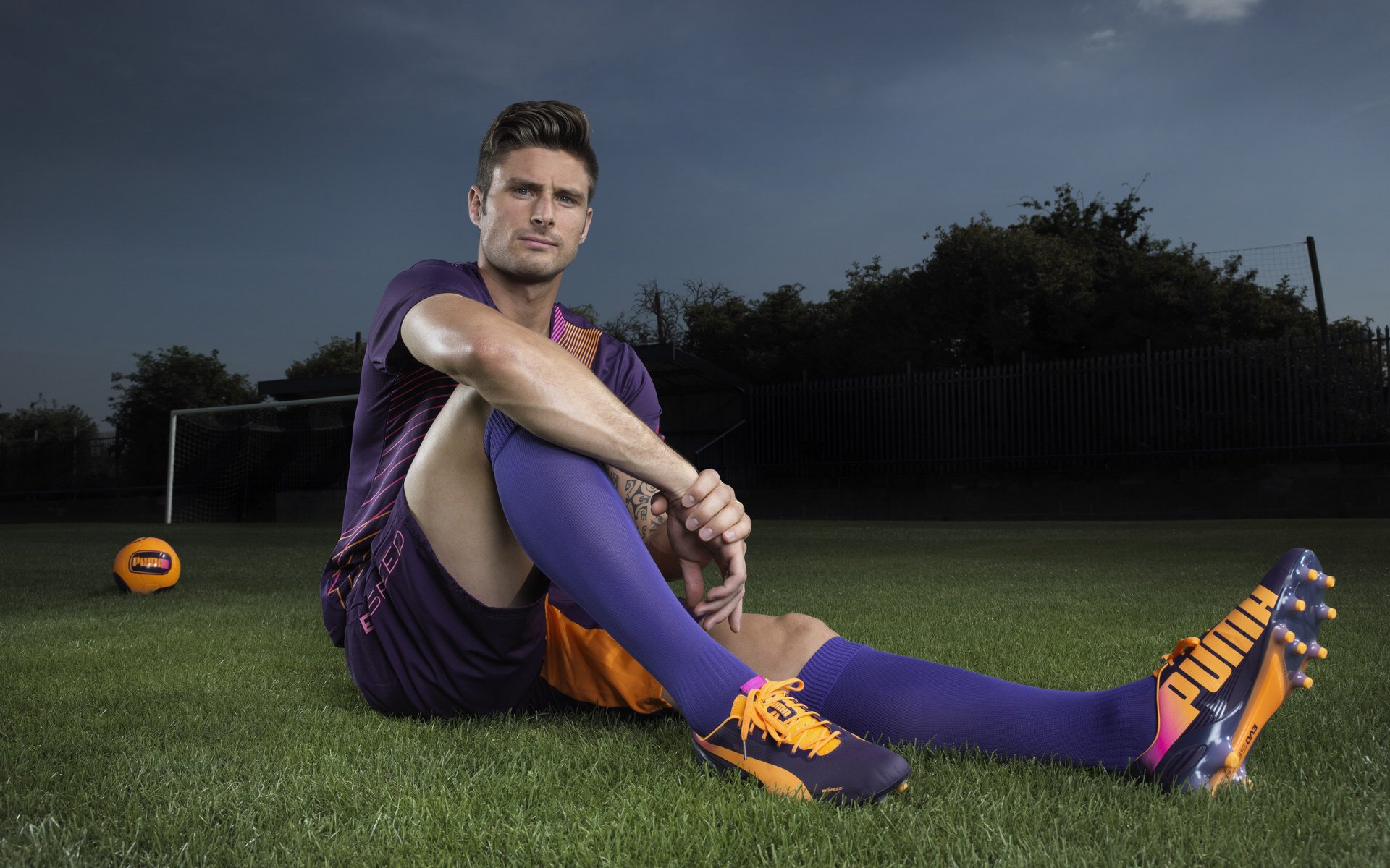 KAIYUN APP-【罚分规则玩转】裁判如何迅速判断犯规，为比赛增添悬念？，裁判这算不算犯规